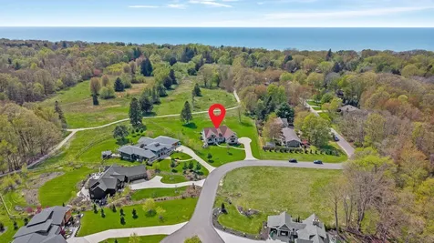 719 Golfview Drive Unknown City MI 49406