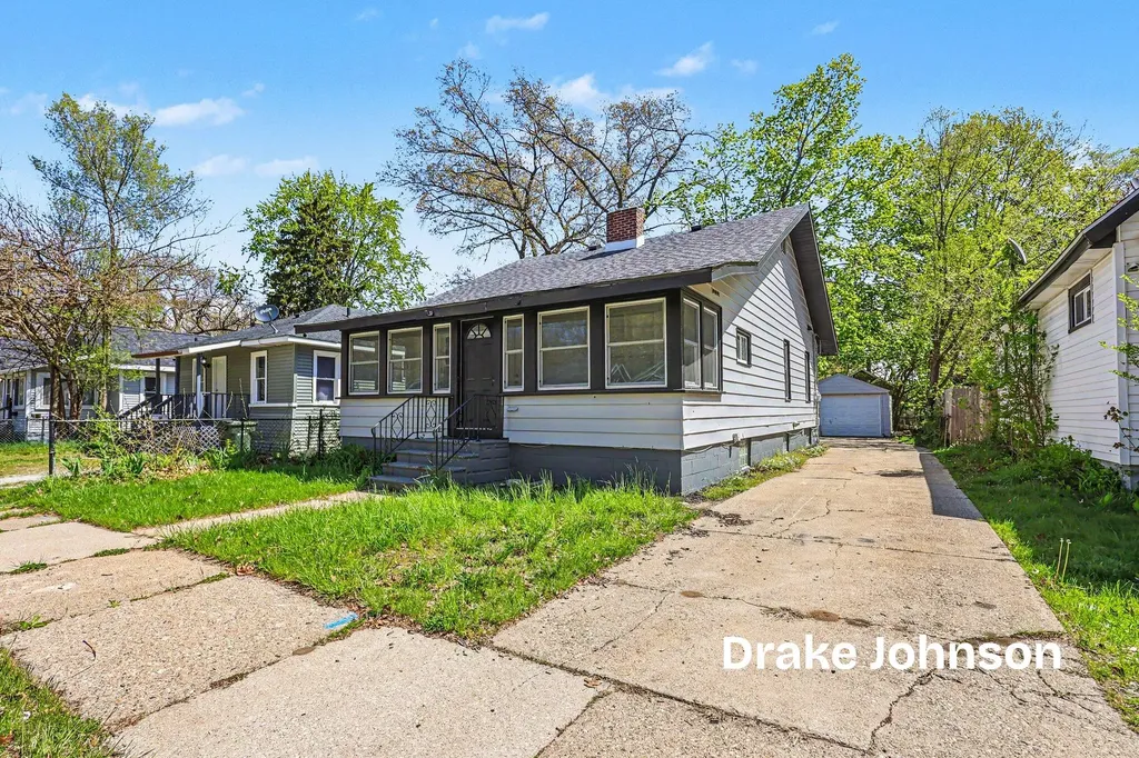 1626 Dyson Street Muskegon City MI 49442