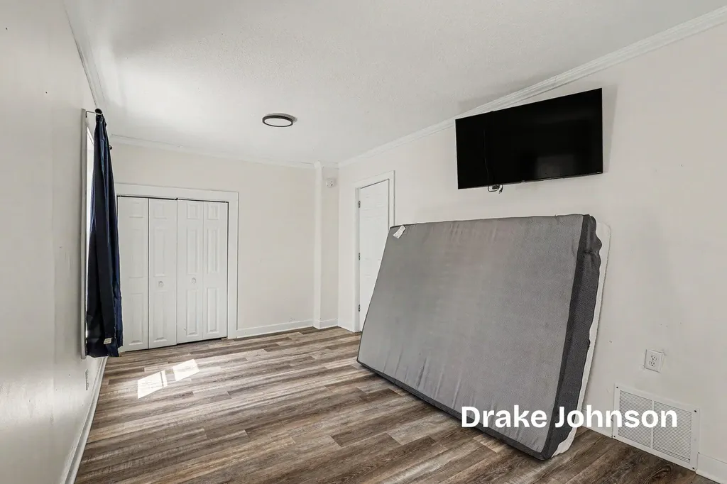 1626 Dyson Street Muskegon City MI 49442