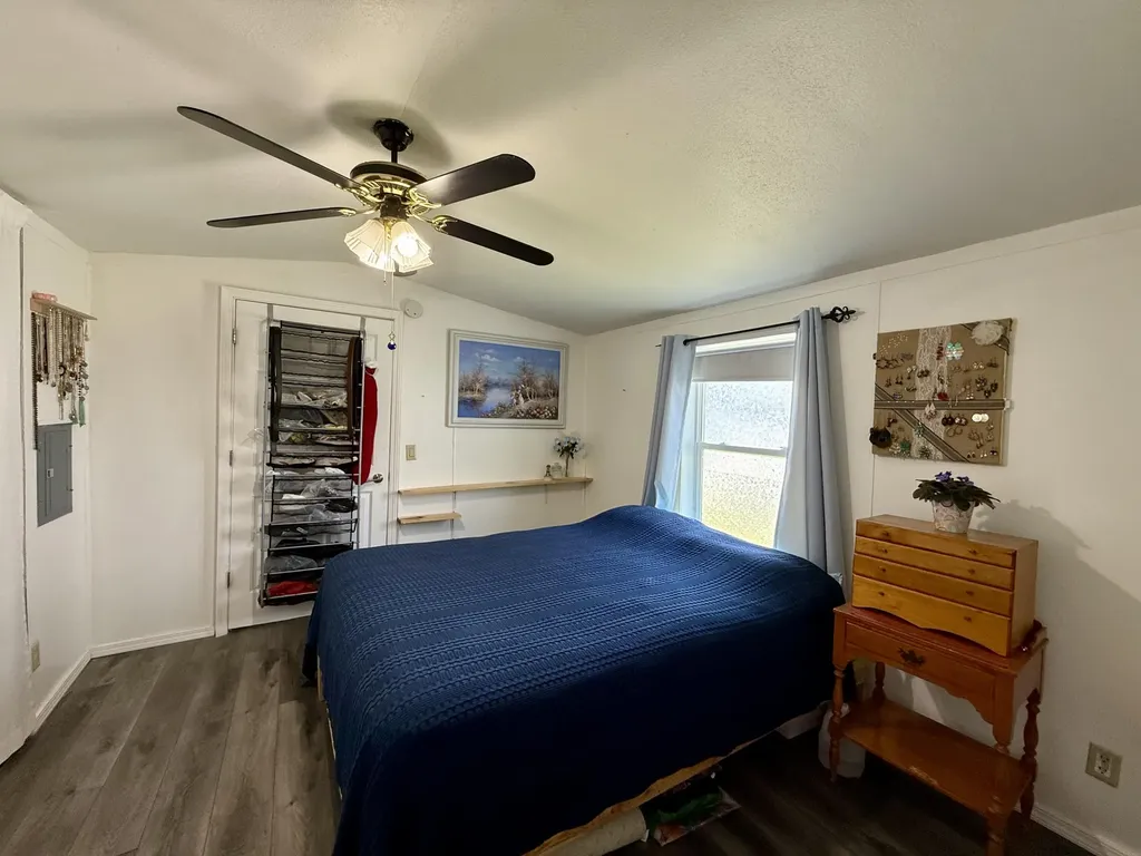333 E Lakewood Boulevard Holland Charter Township MI 49424