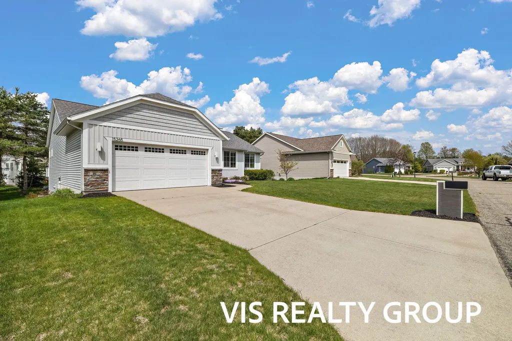 15265 Canterbury Lane Grand Haven Charter Township MI 49417