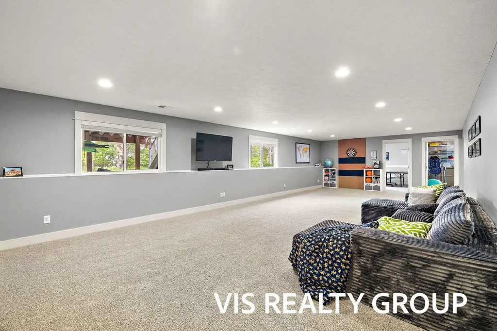15265 Canterbury Lane Grand Haven Charter Township MI 49417