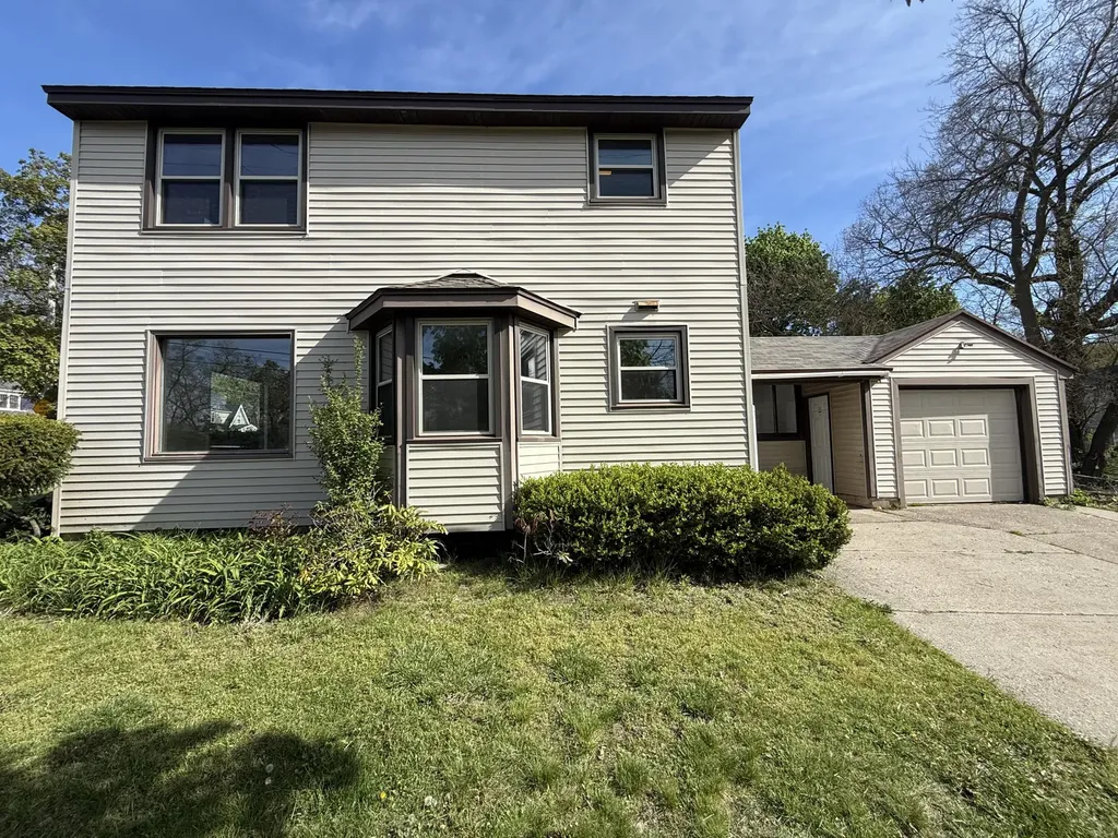1350 Giddings Avenue SE Grand Rapids City MI 49506