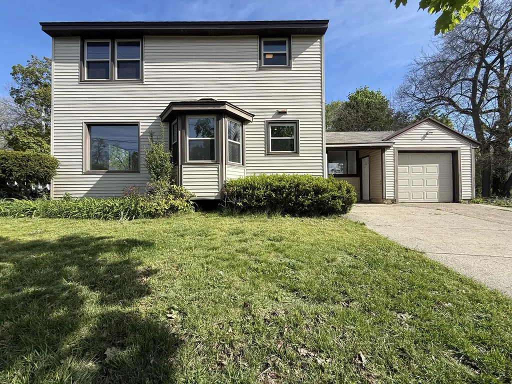 1350 Giddings Avenue SE Grand Rapids City MI 49506