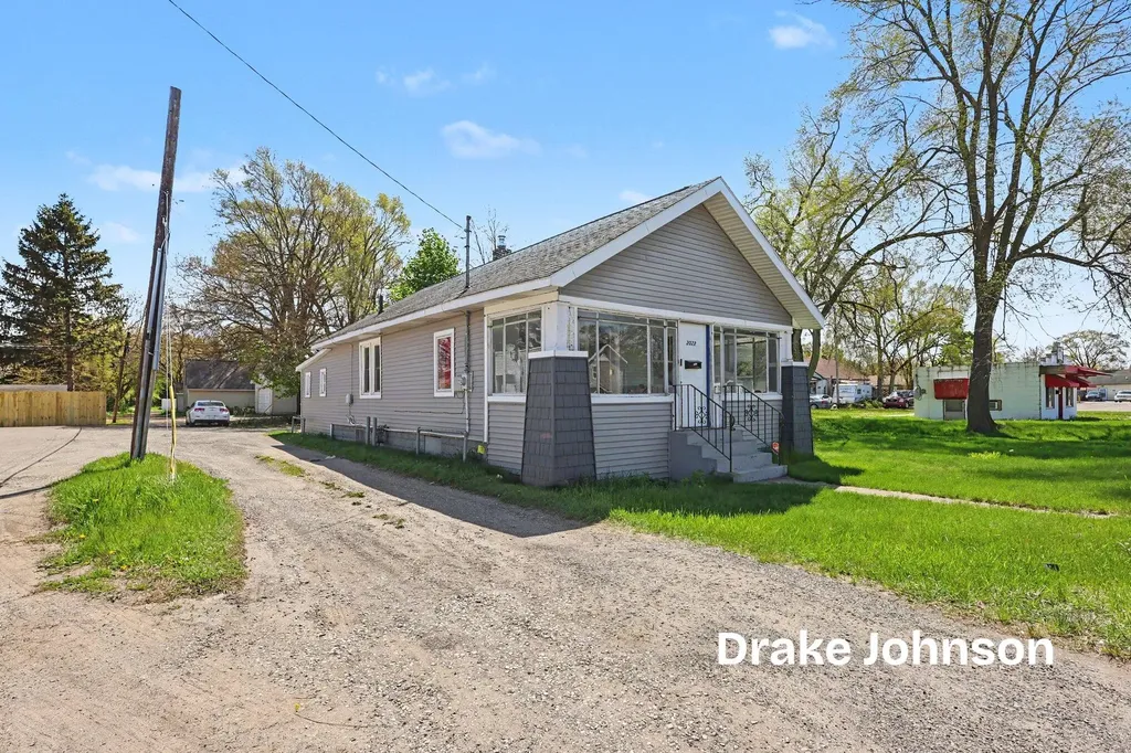 2022 Henry Street Muskegon City MI 49441