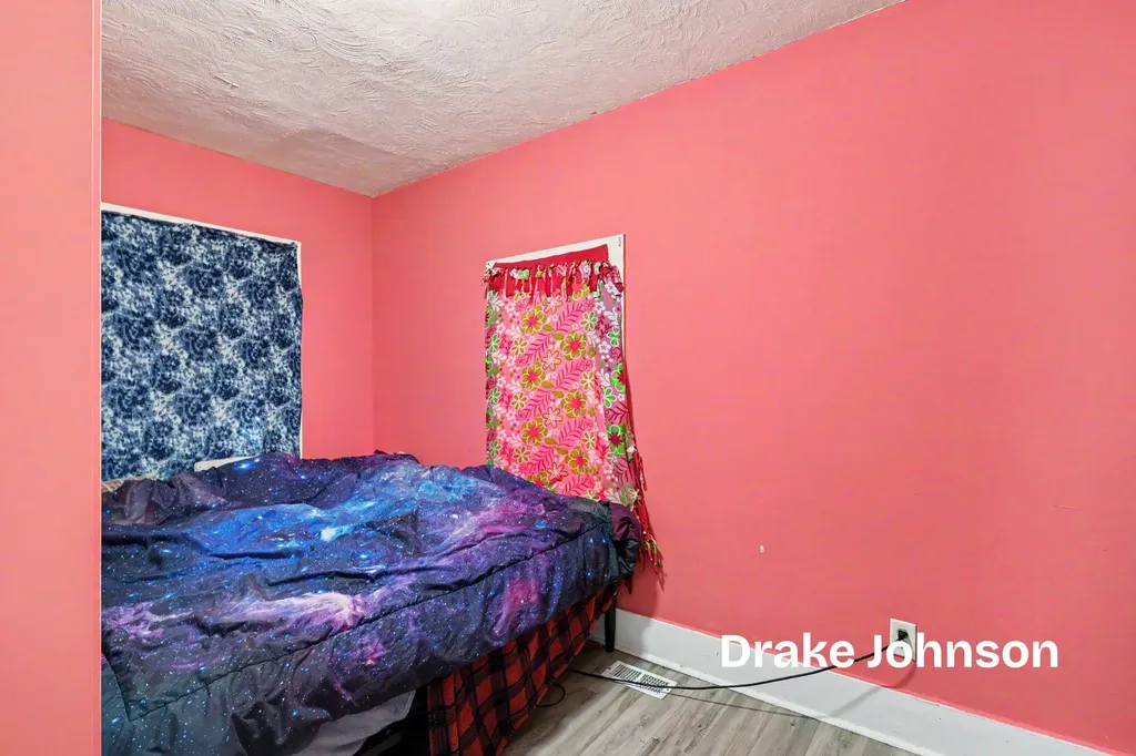 2022 Henry Street Muskegon City MI 49441
