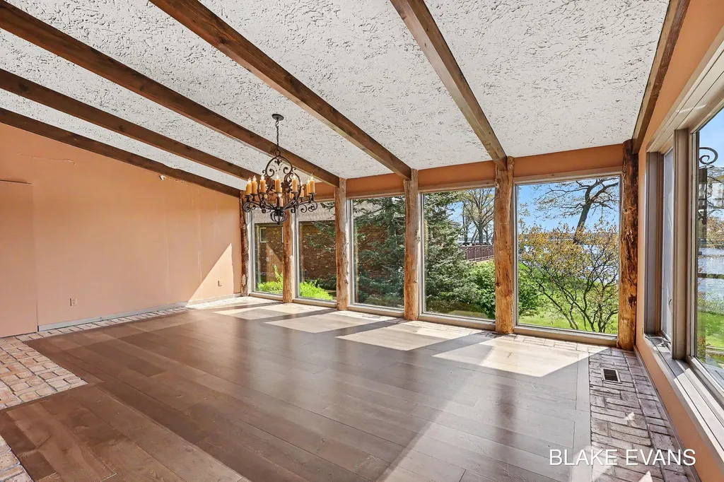 4069 Forest Point Drive Norton Shores City MI 49441