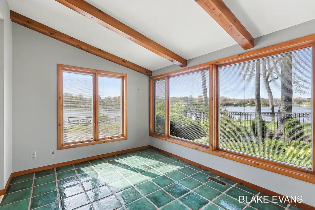 4069 Forest Point Drive Norton Shores City MI 49441