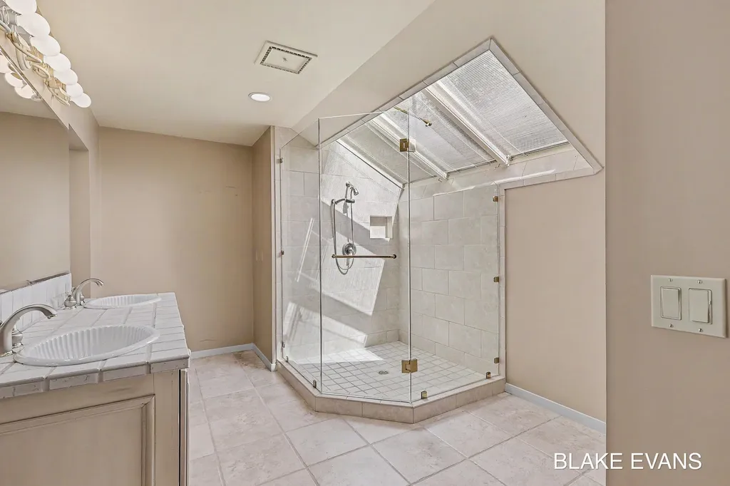 4069 Forest Point Drive Norton Shores City MI 49441
