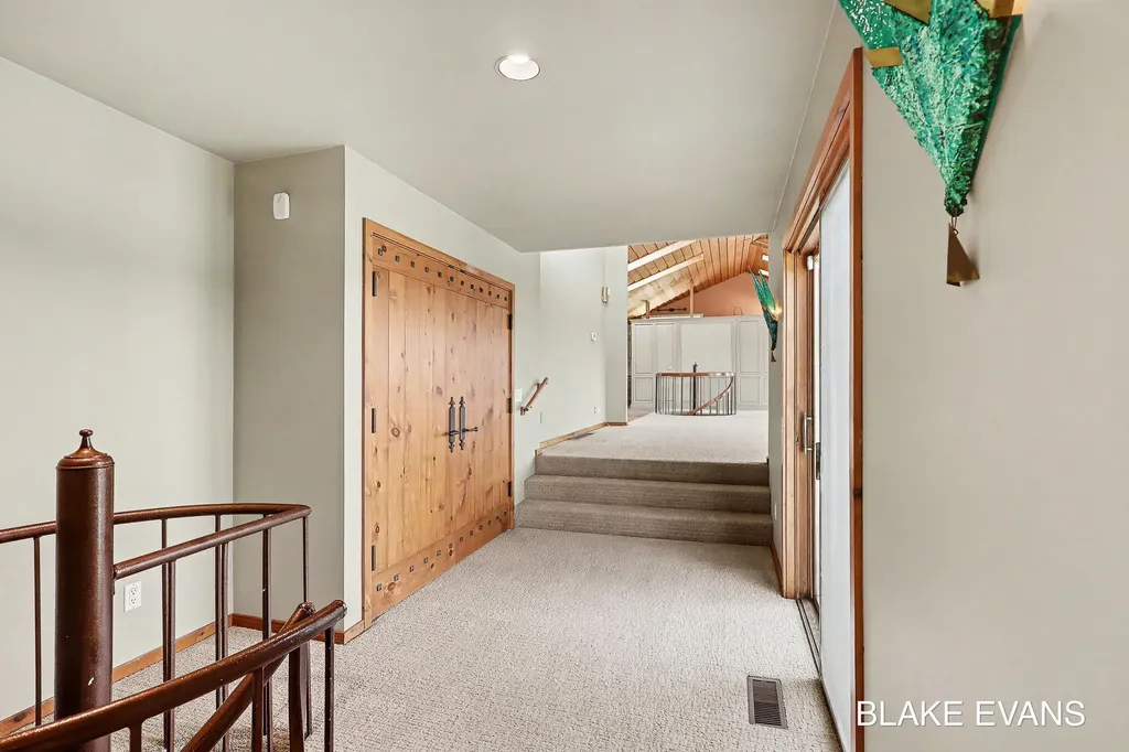4069 Forest Point Drive Norton Shores City MI 49441
