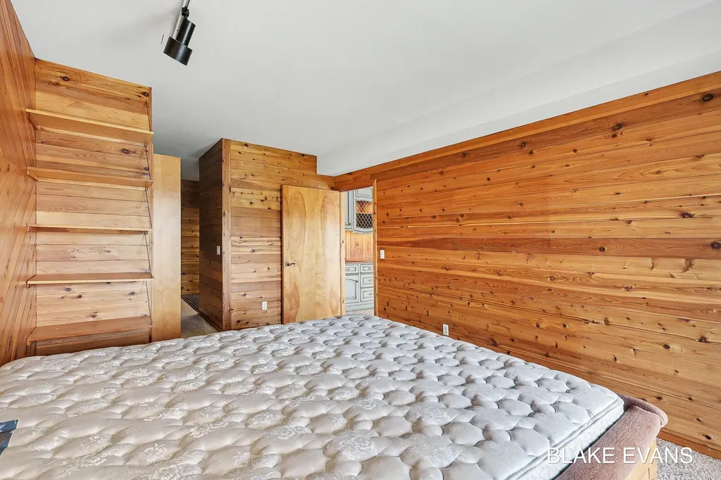 4069 Forest Point Drive Norton Shores City MI 49441