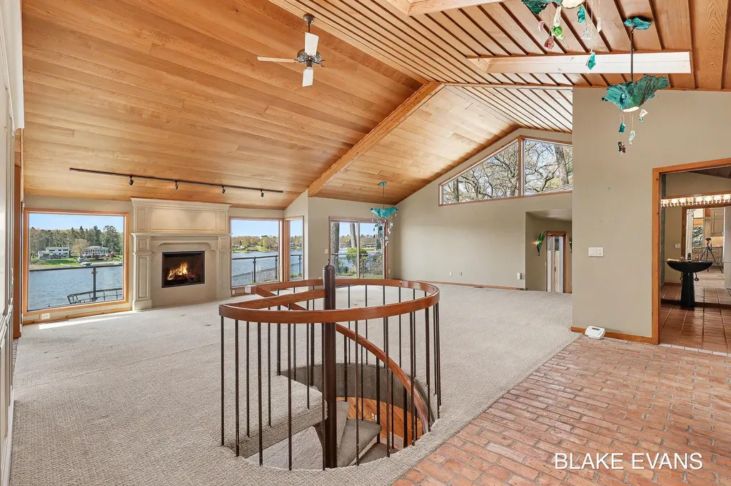 4069 Forest Point Drive Norton Shores City MI 49441