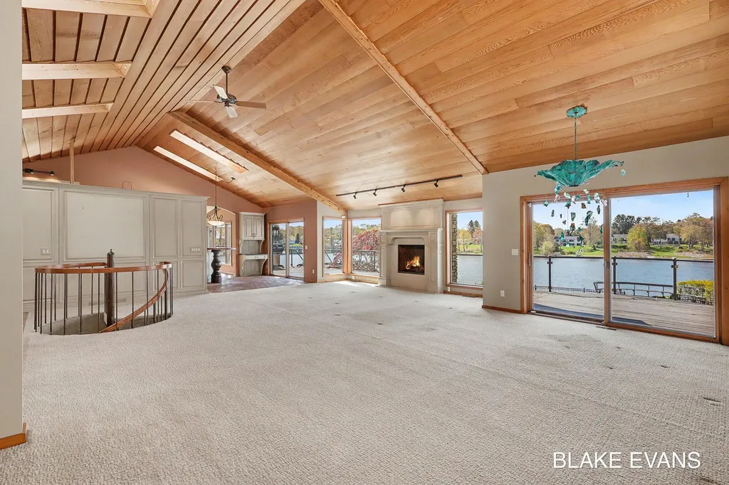 4069 Forest Point Drive Norton Shores City MI 49441