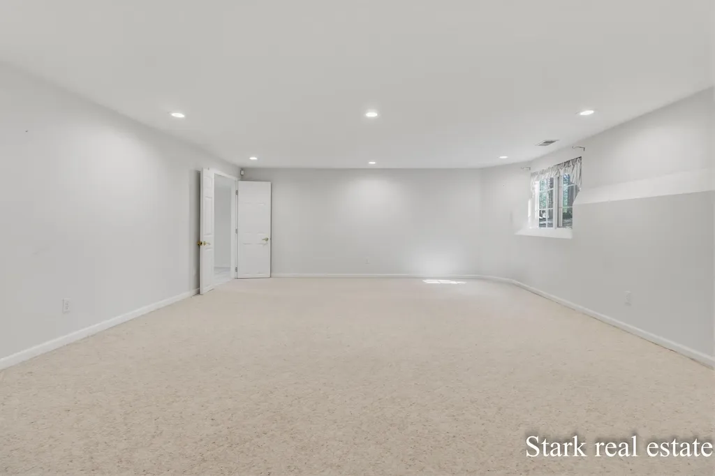 3670 Henry Street Norton Shores City MI 49441