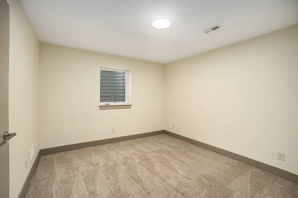 2083 Linden Avenue SE Grand Rapids City MI 49507