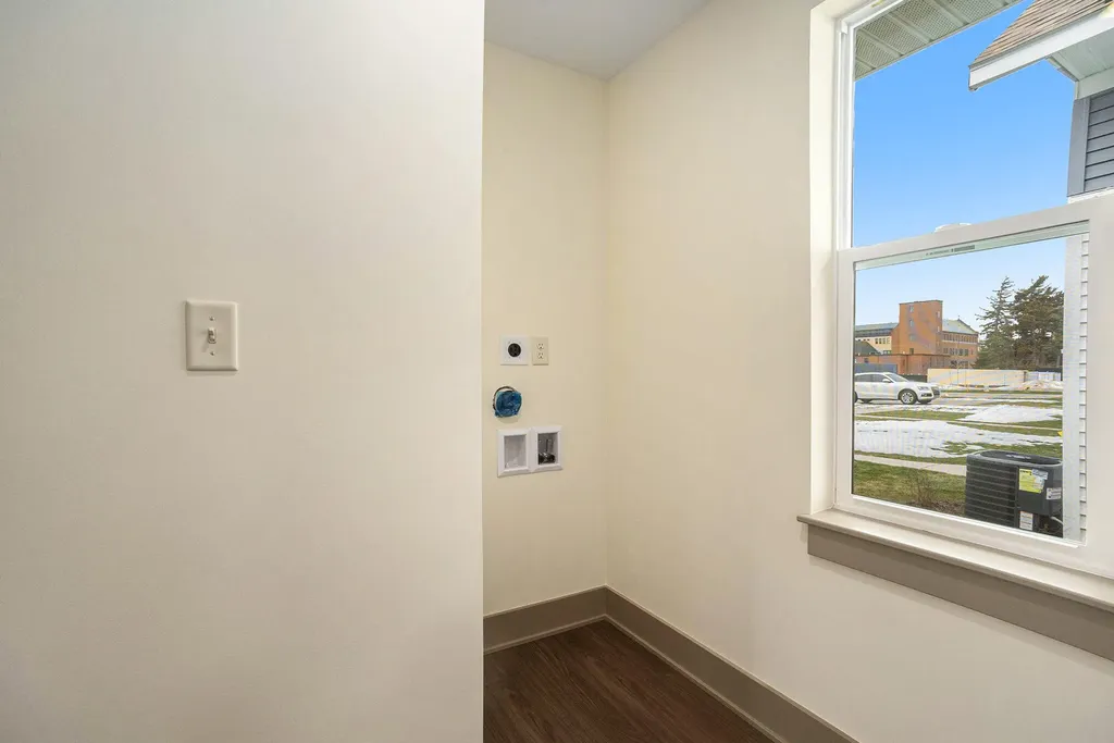 2083 Linden Avenue SE Grand Rapids City MI 49507
