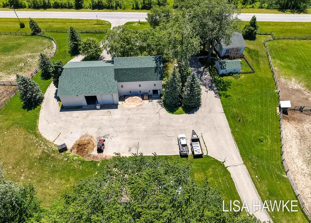 10365 Cleveland Street Crockery Township MI 49448