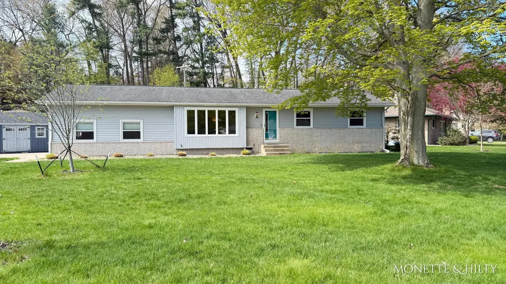 1847 Ritter Hills Drive Norton Shores City MI 49441
