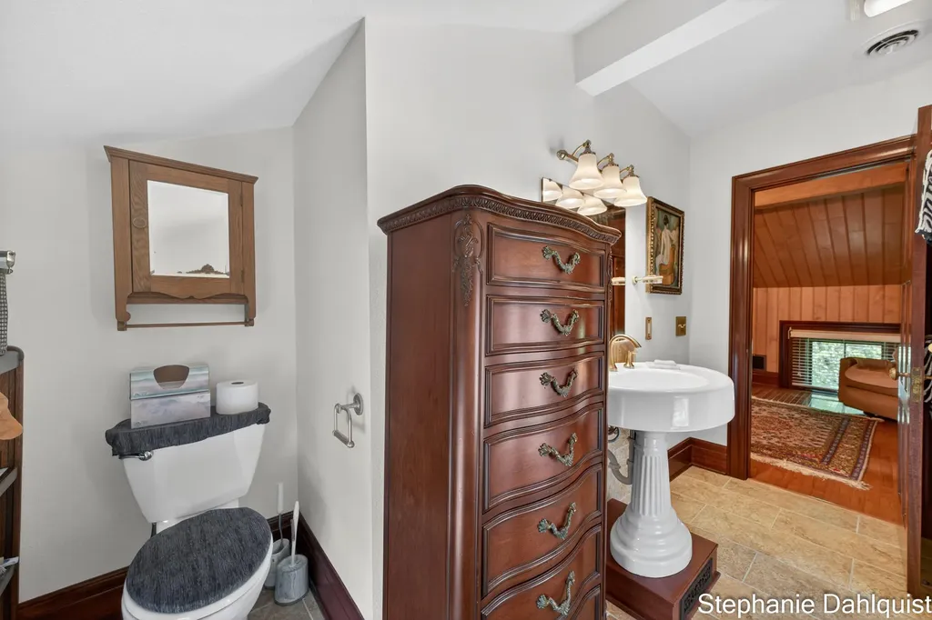 511 W Clay Avenue Muskegon City MI 49440