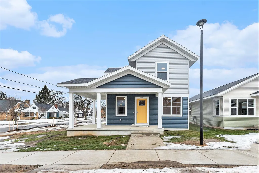 2120 Willard Avenue SE Grand Rapids City MI 49507