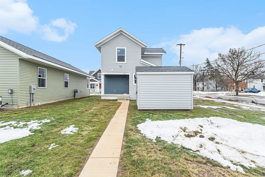 2120 Willard Avenue SE Grand Rapids City MI 49507