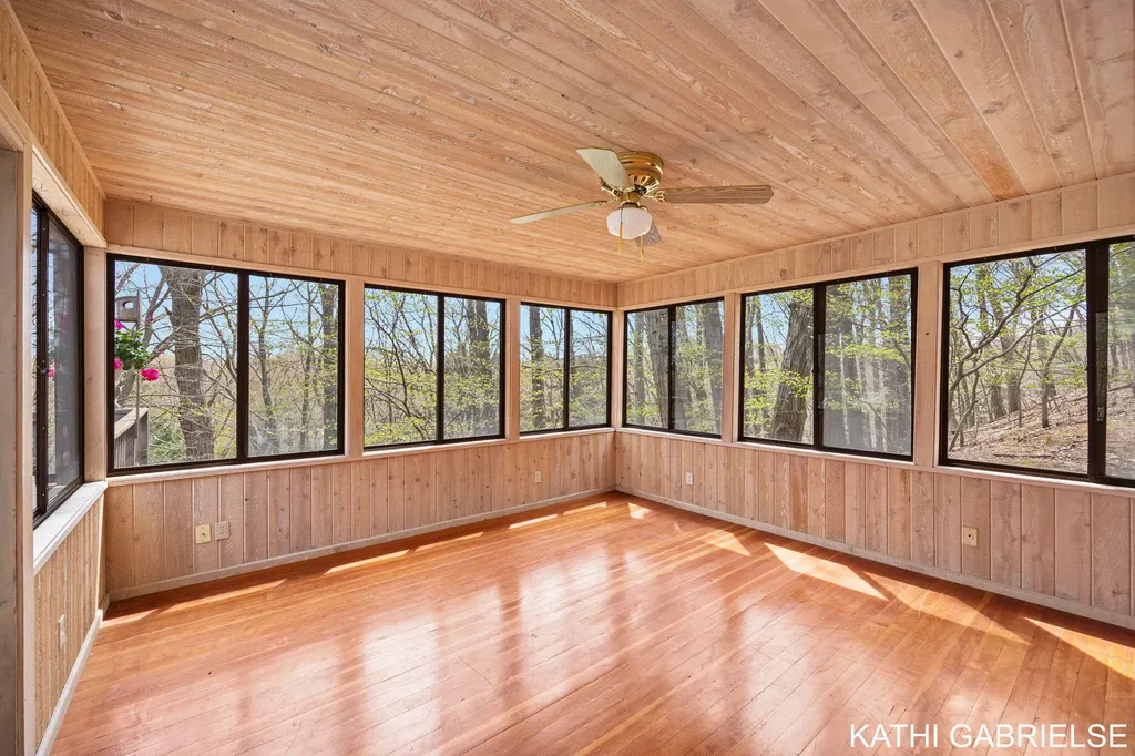 313 Stickney Ridge Road Grand Haven City MI 49417