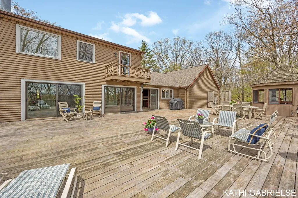 313 Stickney Ridge Road Grand Haven City MI 49417