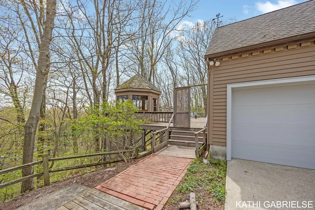 313 Stickney Ridge Road Grand Haven City MI 49417