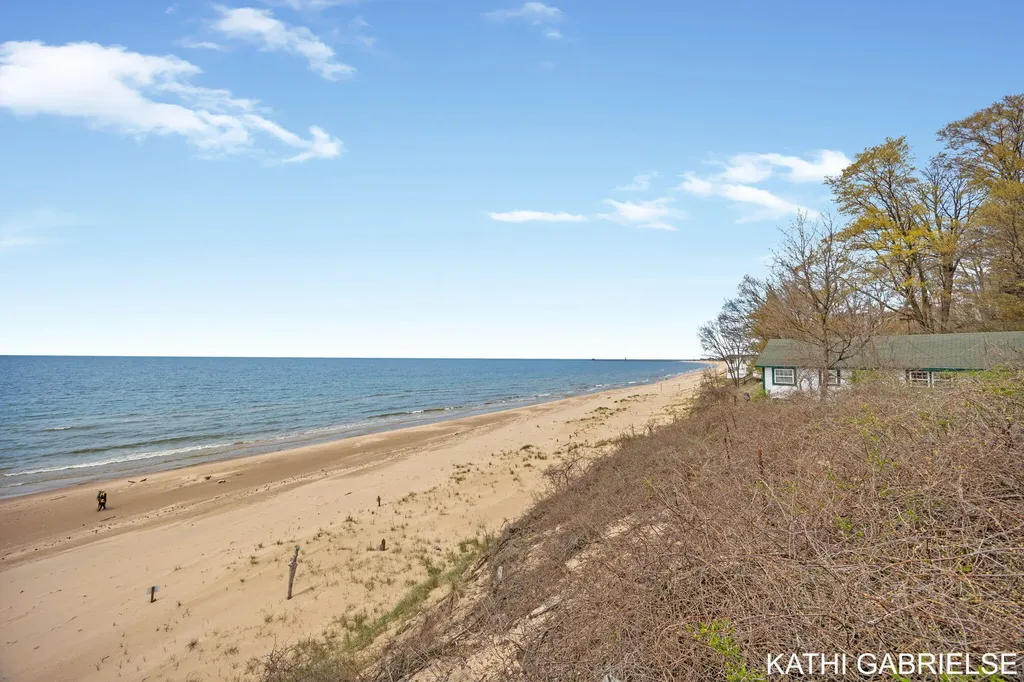 313 Stickney Ridge Road Grand Haven City MI 49417