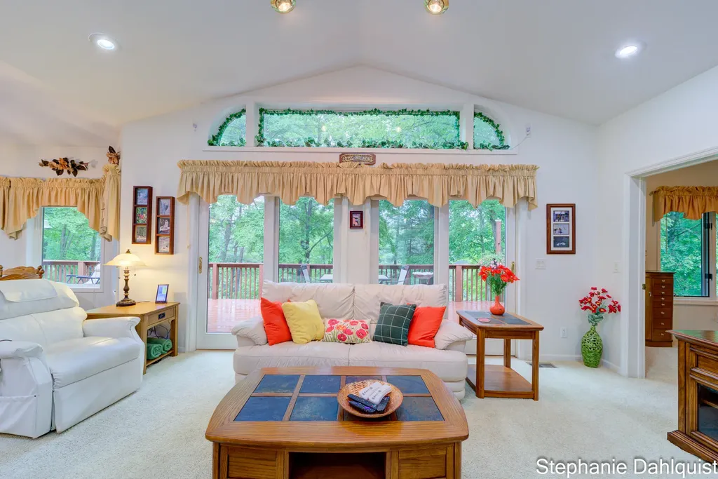 9160 Mill Pond Trail Whitehall Township MI 49461