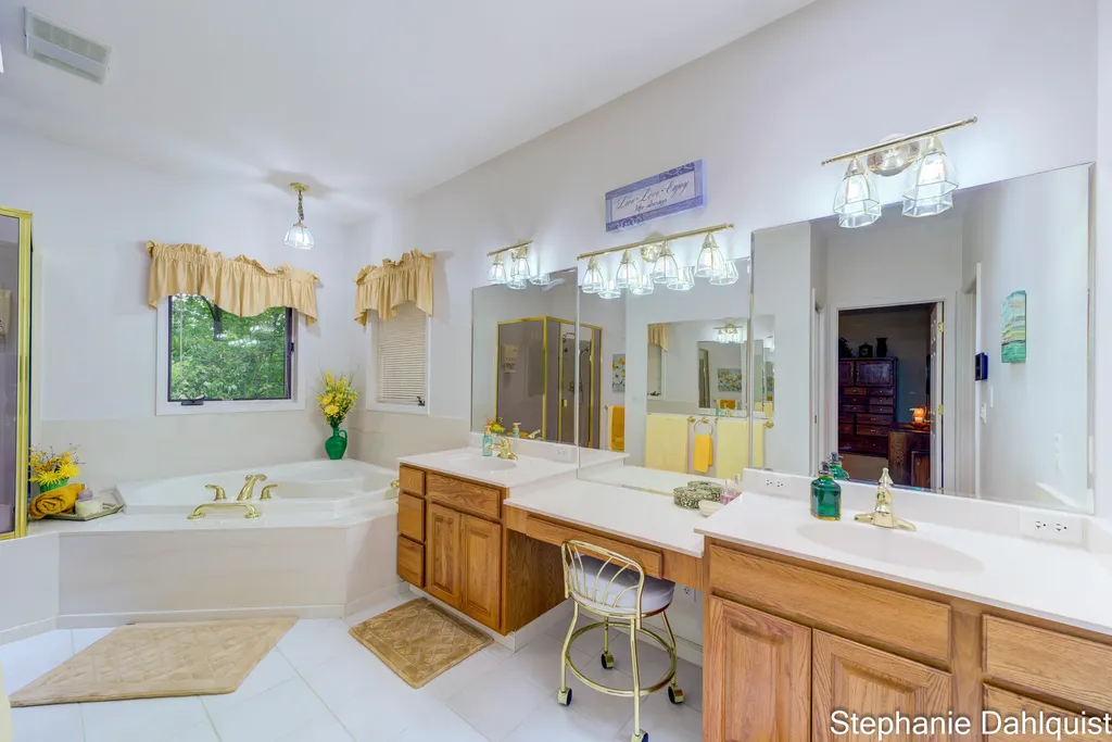 9160 Mill Pond Trail Whitehall Township MI 49461