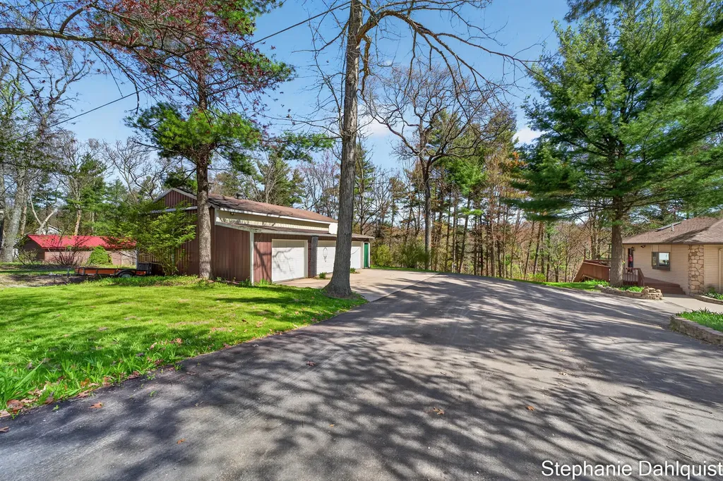 9160 Mill Pond Trail Whitehall Township MI 49461