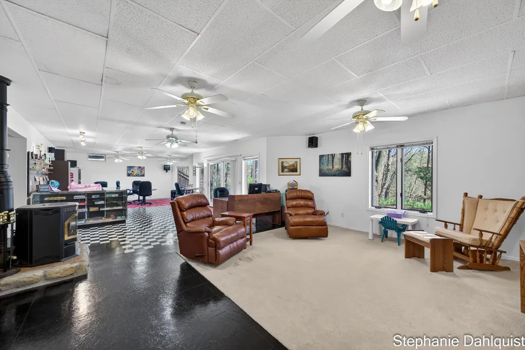 9160 Mill Pond Trail Whitehall Township MI 49461