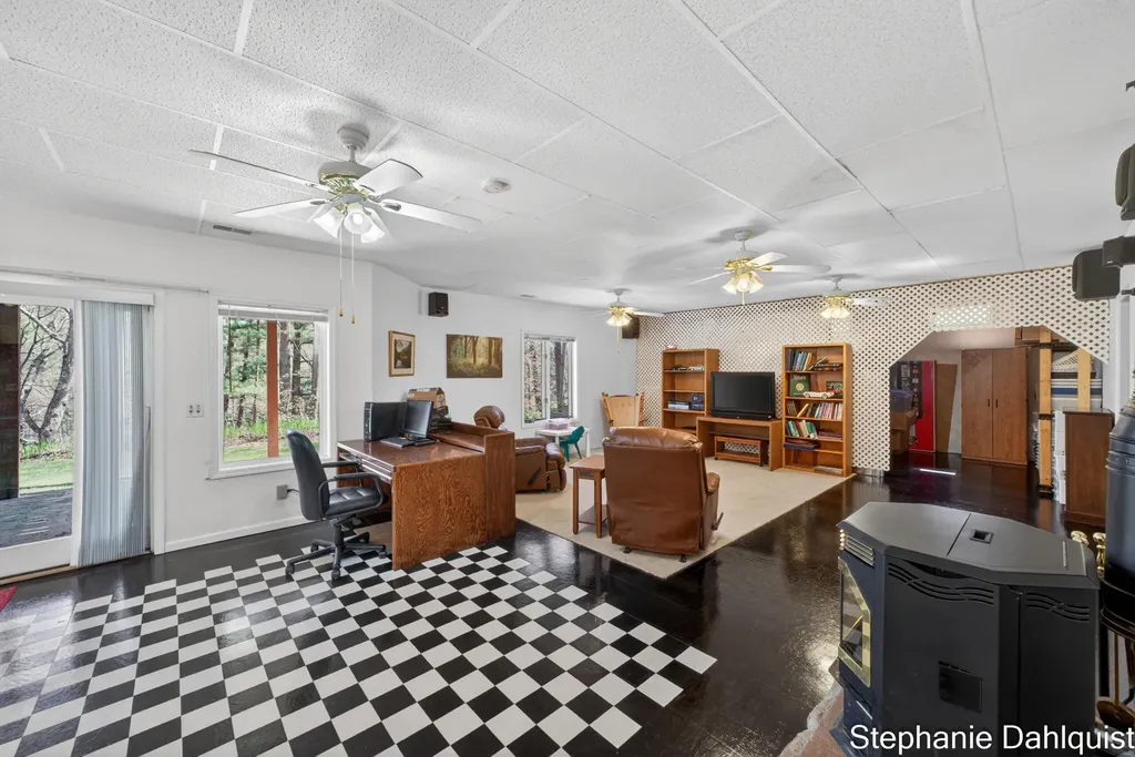 9160 Mill Pond Trail Whitehall Township MI 49461