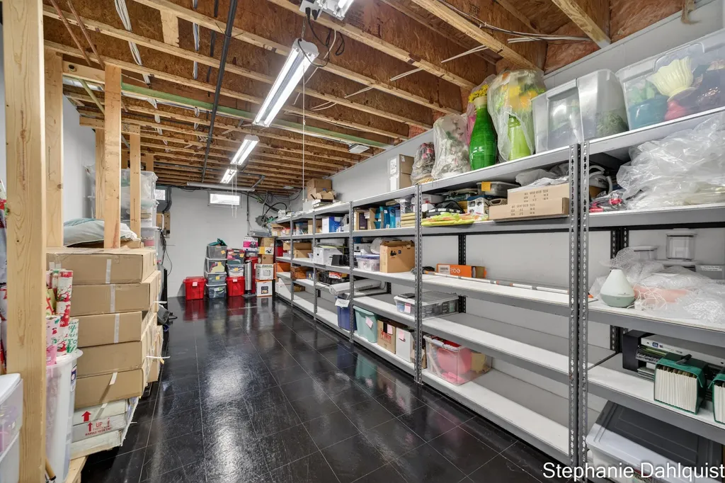 9160 Mill Pond Trail Whitehall Township MI 49461