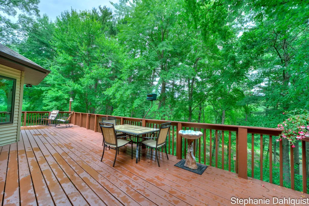 9160 Mill Pond Trail Whitehall Township MI 49461