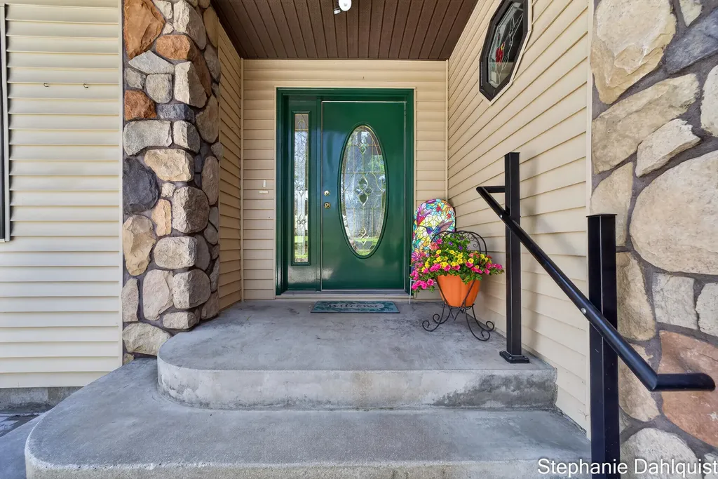 9160 Mill Pond Trail Whitehall Township MI 49461