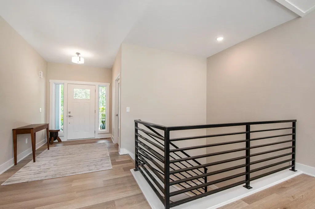 3719 Bradford Street NE Grand Rapids Charter Township MI 49525