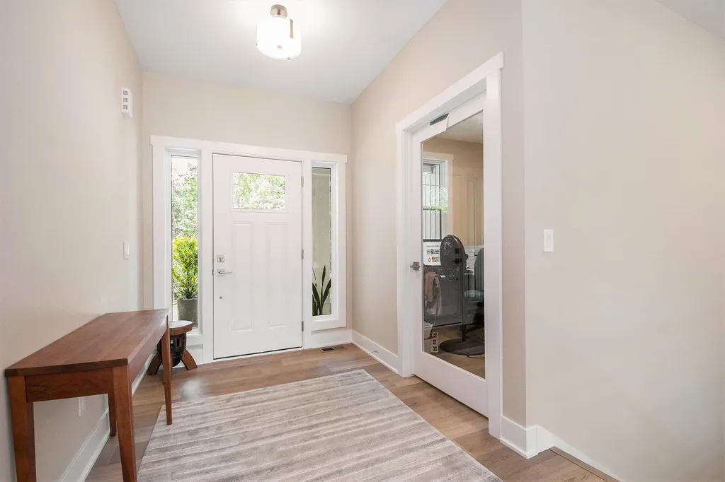 3719 Bradford Street NE Grand Rapids Charter Township MI 49525