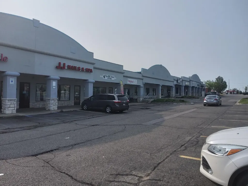 1149 S Washington Avenue Holland City MI 49423