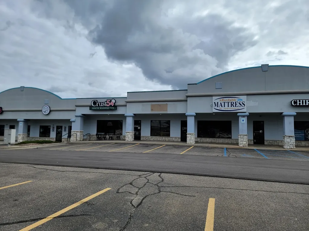 1149 S Washington Avenue Holland City MI 49423