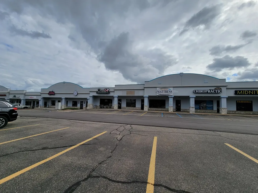 1149 S Washington Avenue Holland City MI 49423