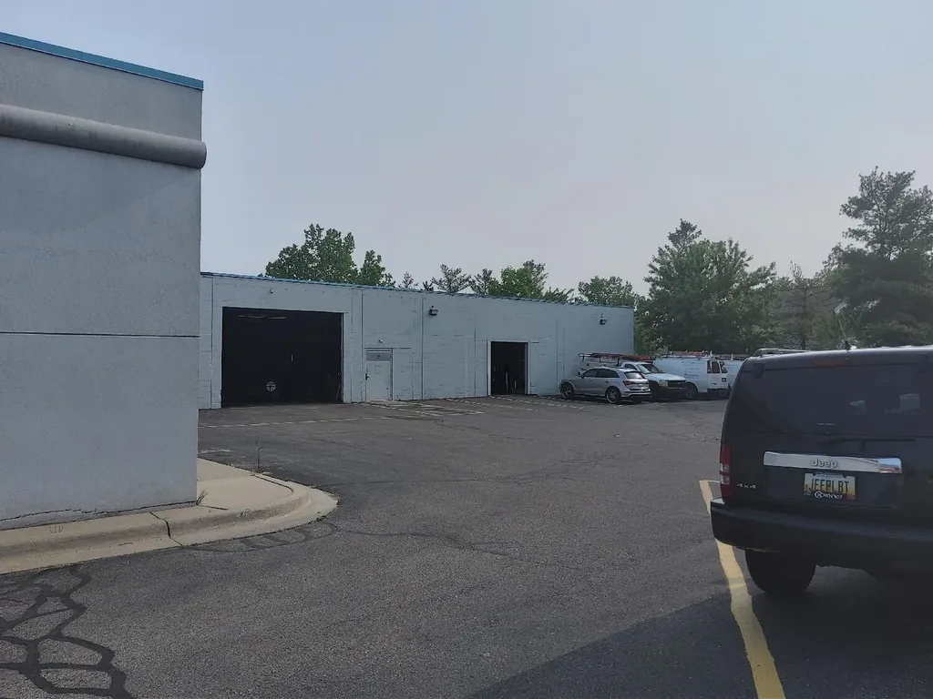 1149 S Washington Avenue Holland City MI 49423