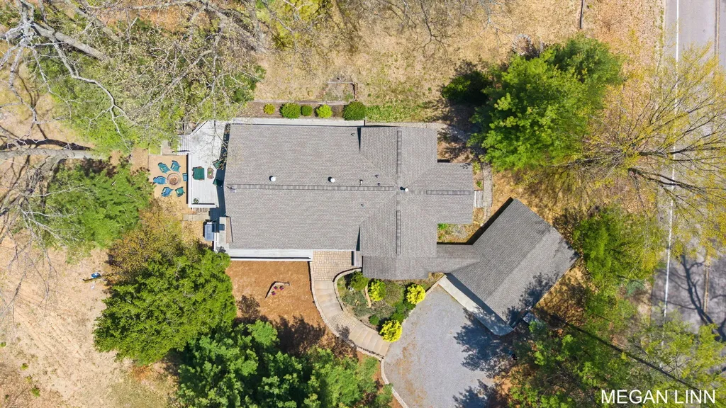 7135 Lakeshore Avenue Port Sheldon Township MI 49460