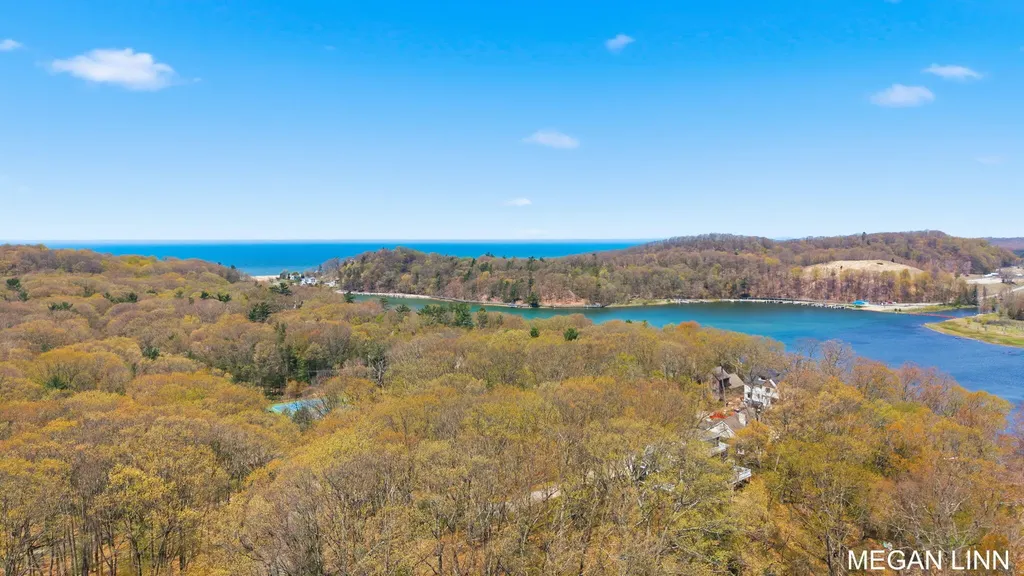7135 Lakeshore Avenue Port Sheldon Township MI 49460