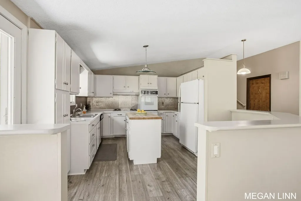 7135 Lakeshore Avenue Port Sheldon Township MI 49460
