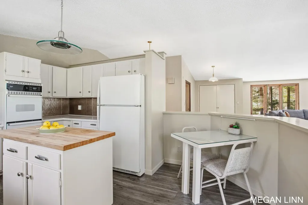 7135 Lakeshore Avenue Port Sheldon Township MI 49460