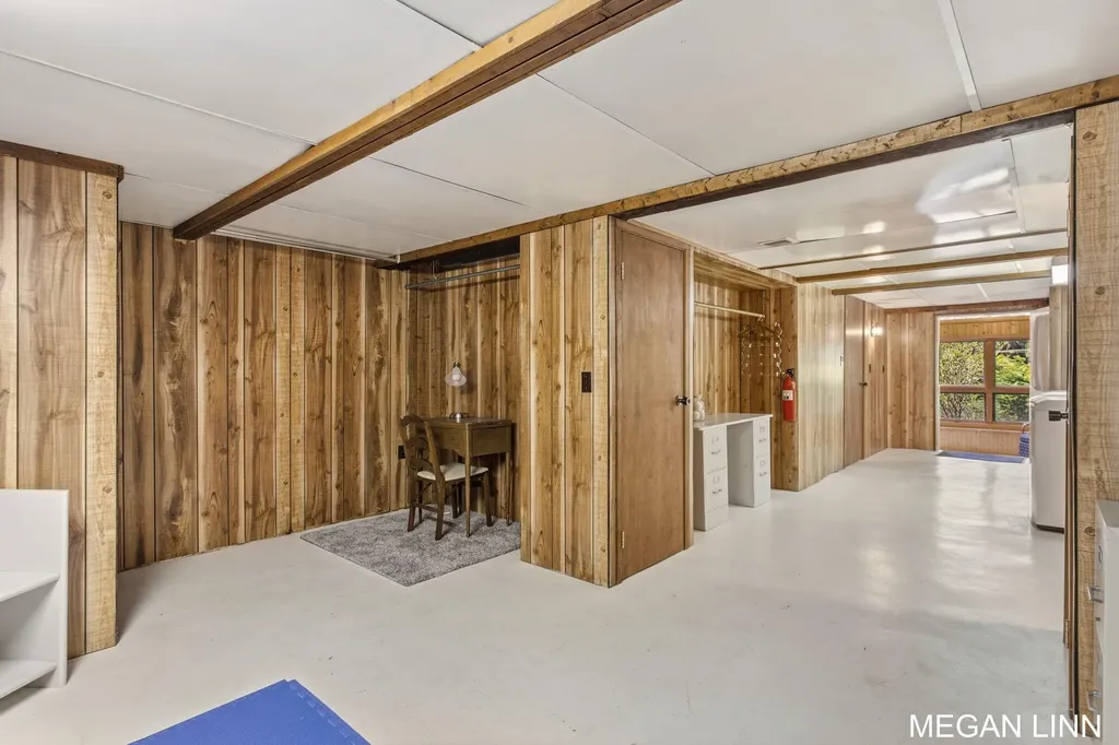7135 Lakeshore Avenue Port Sheldon Township MI 49460