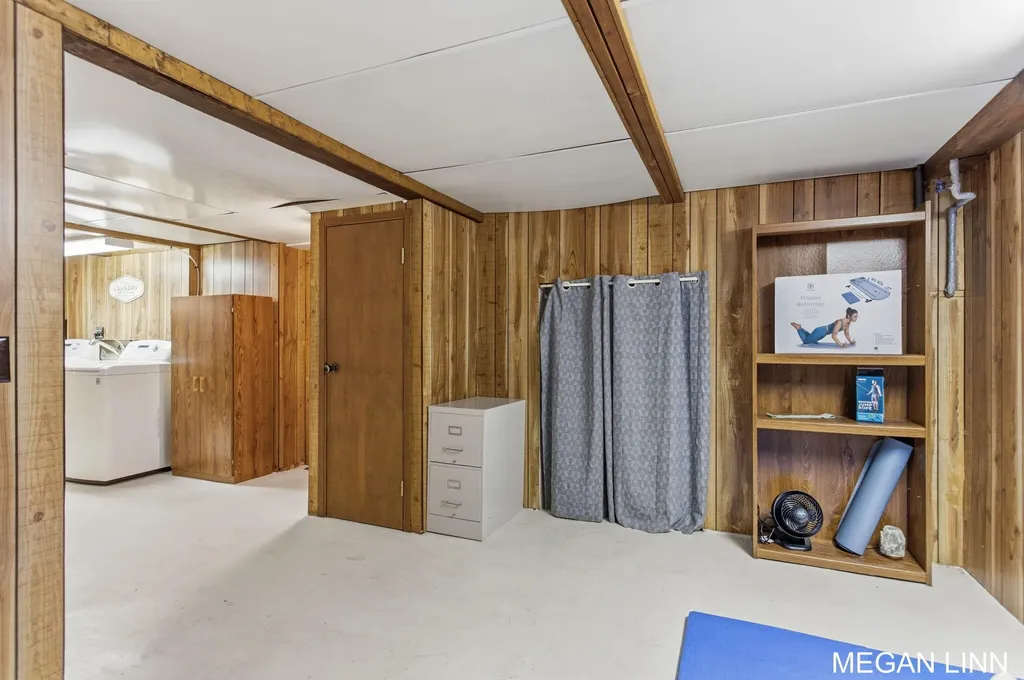 7135 Lakeshore Avenue Port Sheldon Township MI 49460