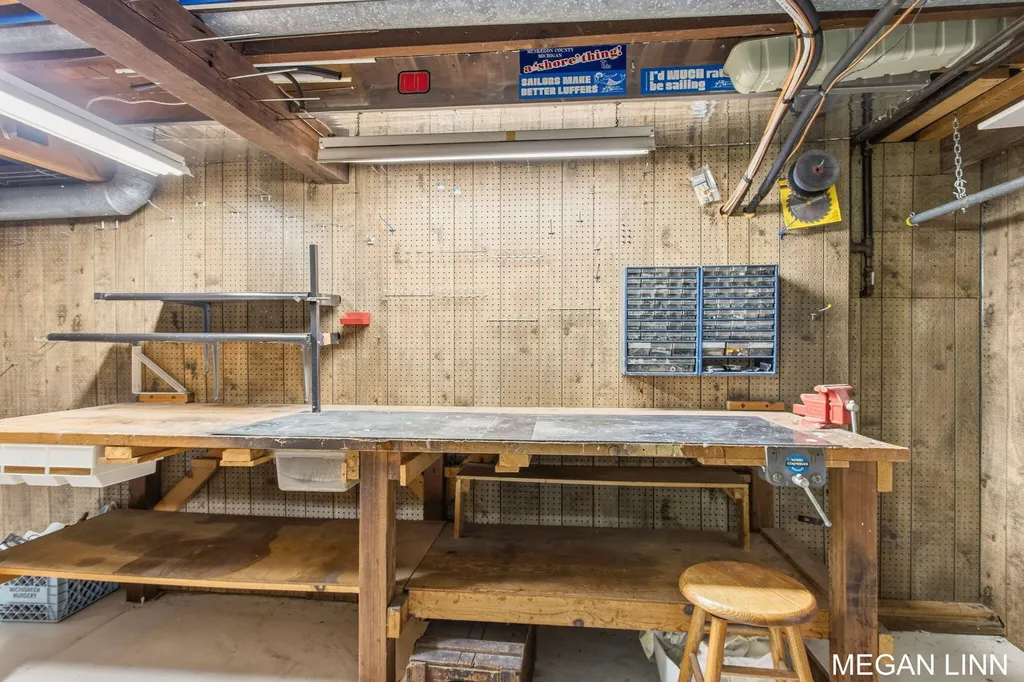 7135 Lakeshore Avenue Port Sheldon Township MI 49460